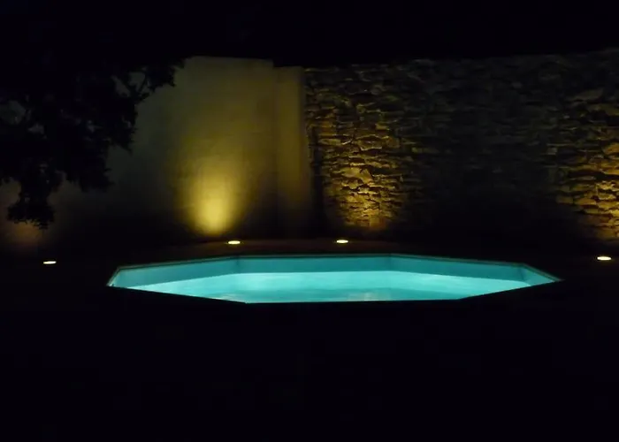 Maison De Charme Avec Vue Sur La Cite Medievale. Дом отдыха *