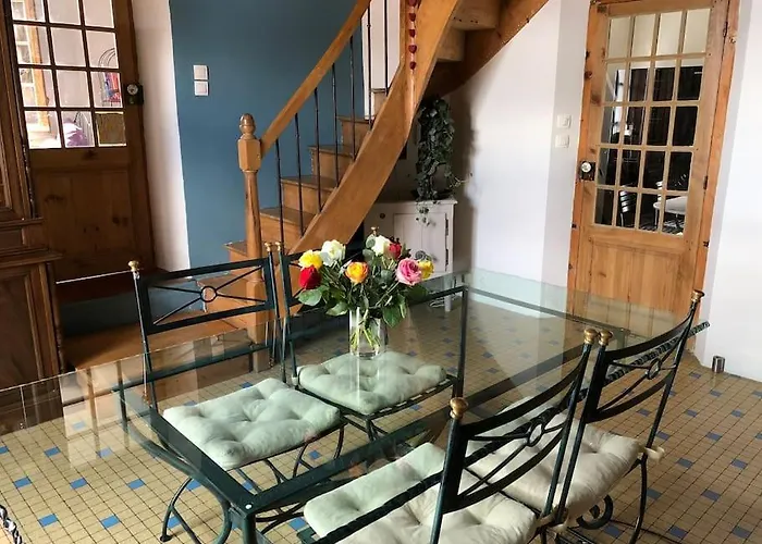 Maison De Charme Avec Vue Sur La Cite Medievale. Каркассон